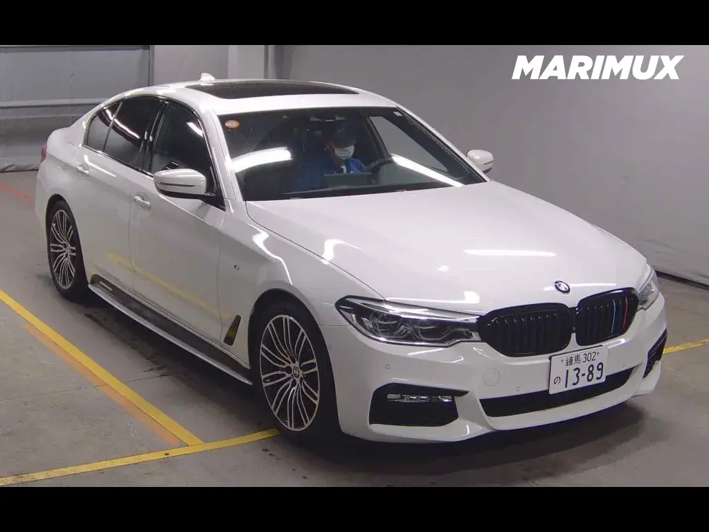 BMW 5 SERIES 4D 530I M-SPORT