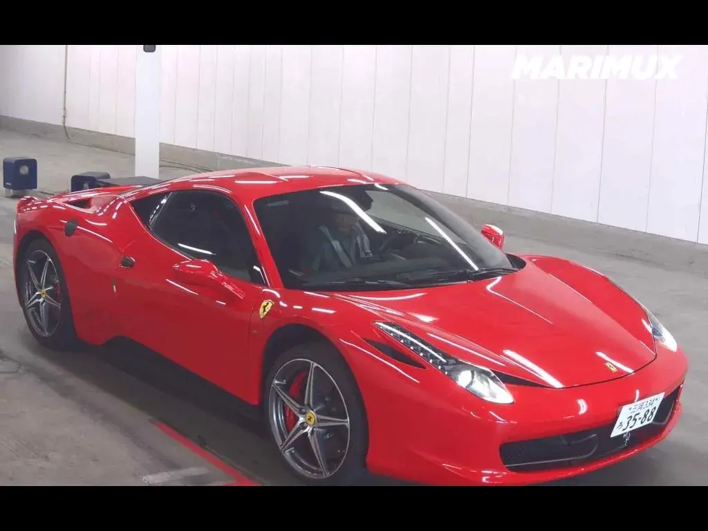 FERRARI 458 ITALIA