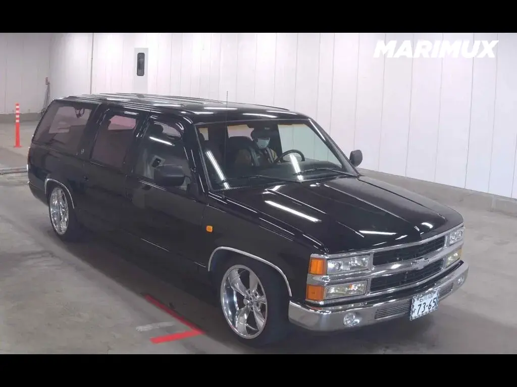 CHEVROLET SUBURBAN