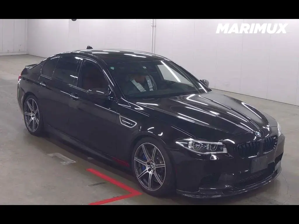 BMW M5 4D