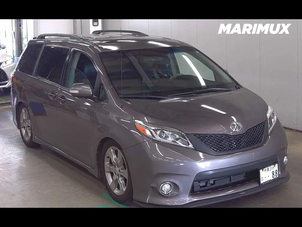 AMERICA TOYOTA SIENNA SE