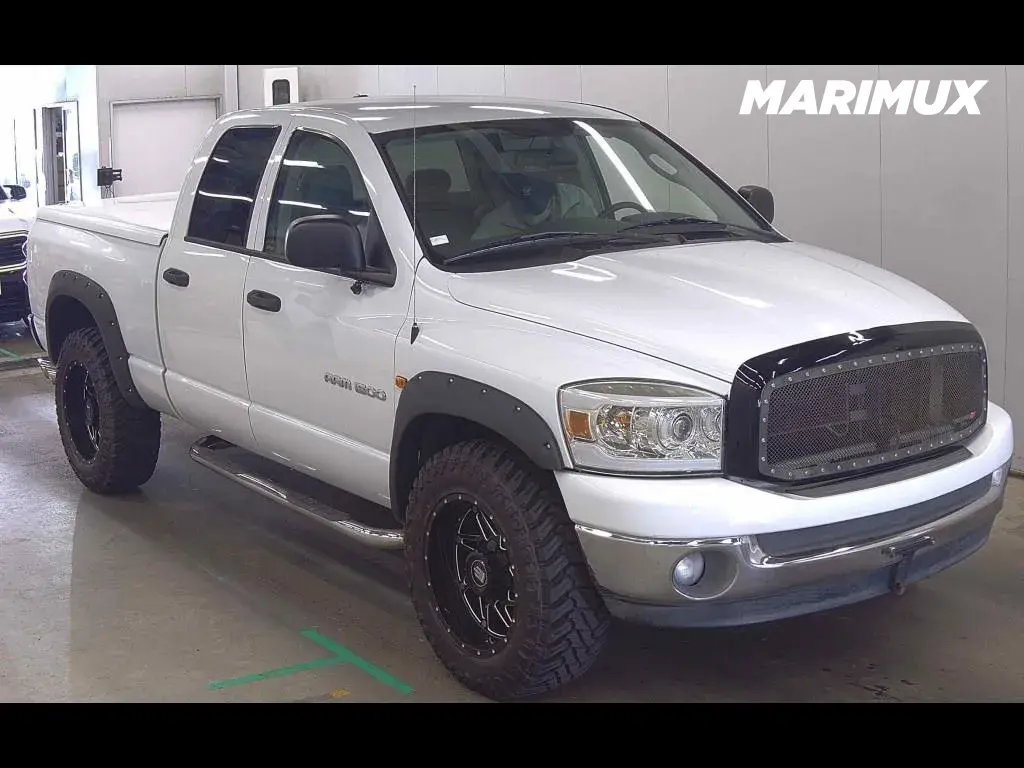 DODGE RAM 4D