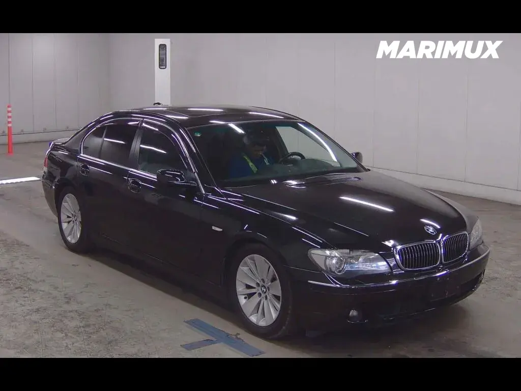 BMW 7 SERIES 750I