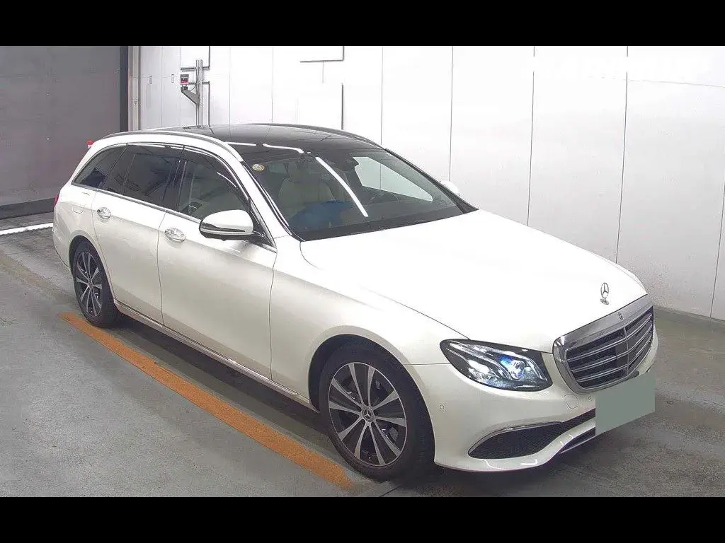 MERCEDES BENZ E-CLASS STATIONWAGON 4WD E450 4MATIC STATIONWAGON EXCLUSIVE