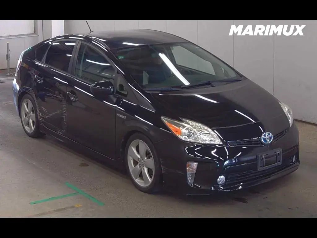 AMERICA TOYOTA PRIUS 5D