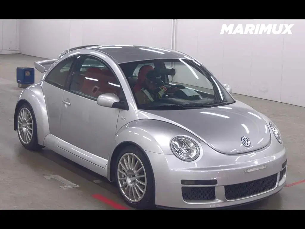 VOLKSWAGEN NEW BEETLE