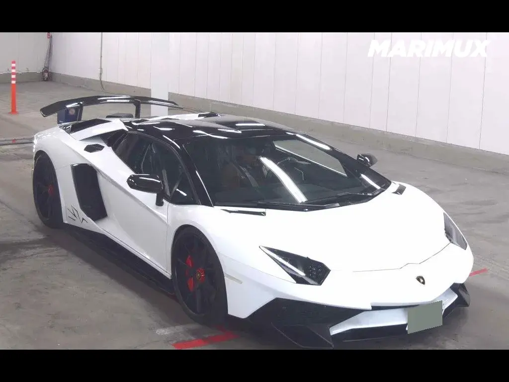 LAMBORGHINI AVENTADOR OP 4WD LP750-4 SV ROADSTER