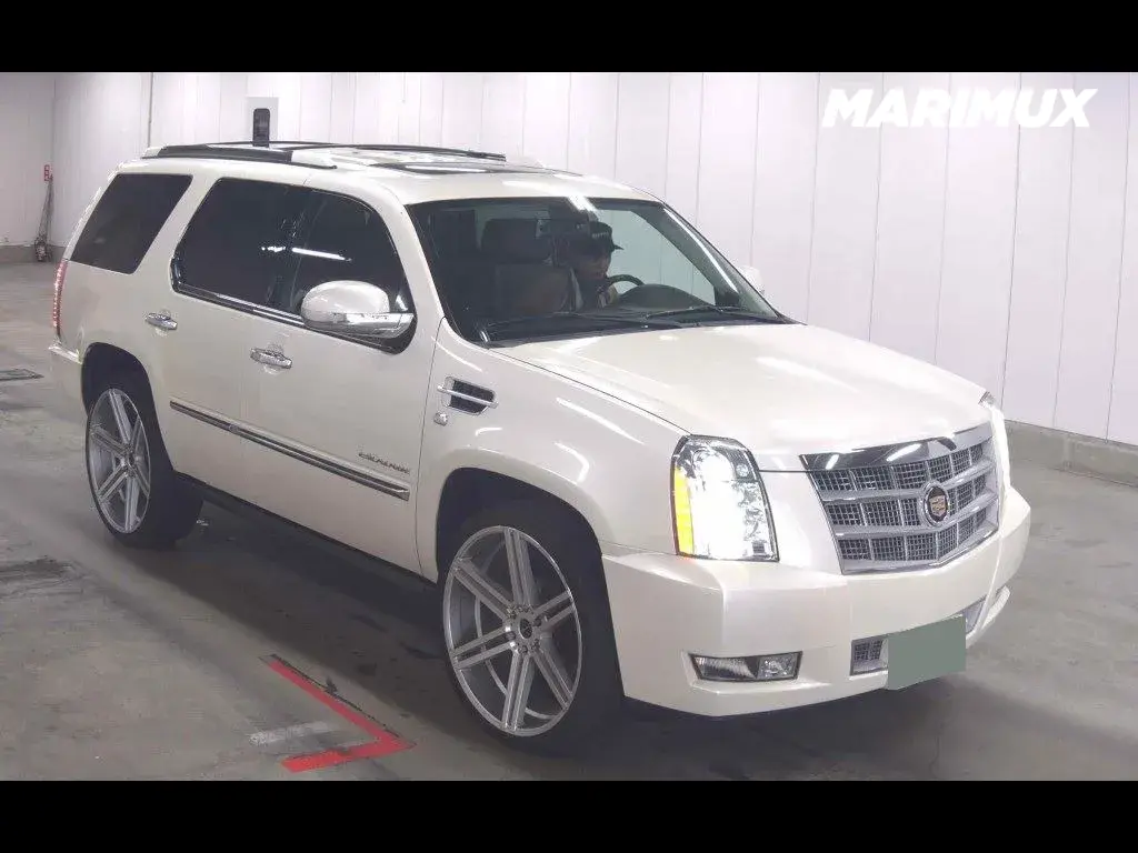 CADILLAC ESCALADE 4WD PLATINUM