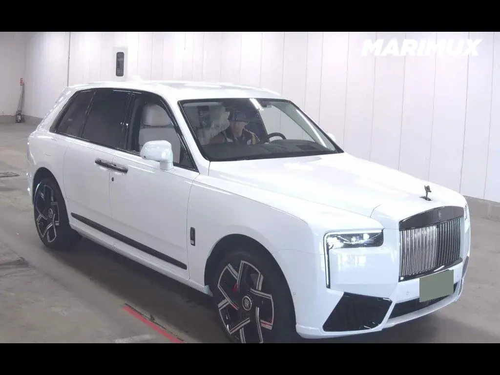 ROLLS-ROYCE CULLINAN 4WD BLACK BADGE