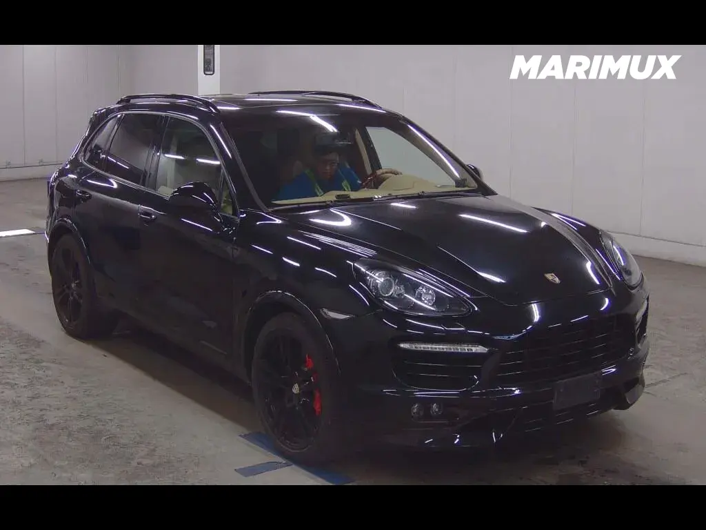 PORSCHE CAYENNE 4WD TURBO