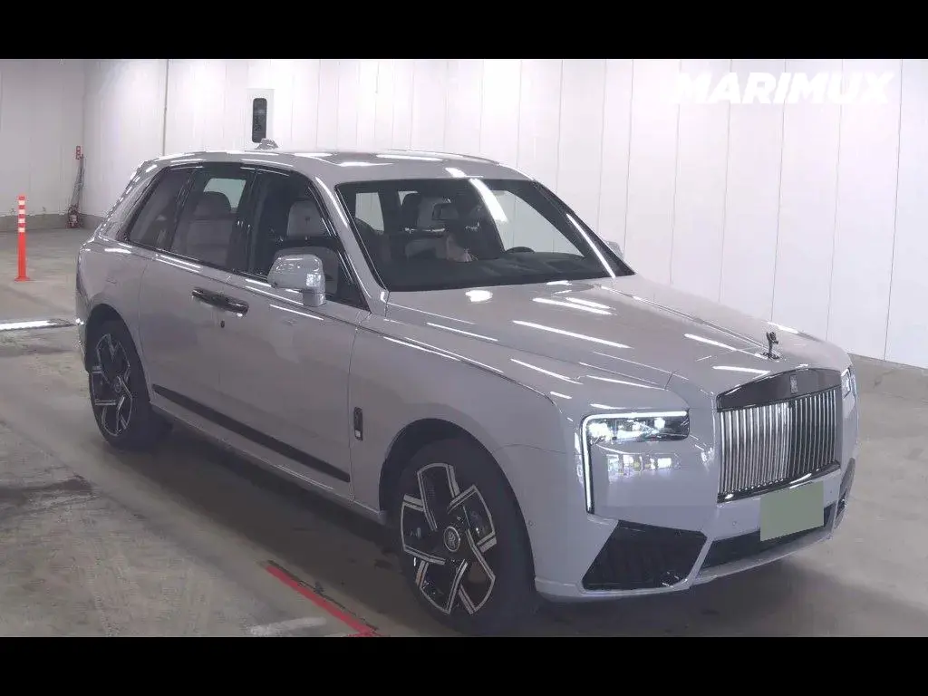 ROLLS-ROYCE CULLINAN 4WD BLACK BADGE