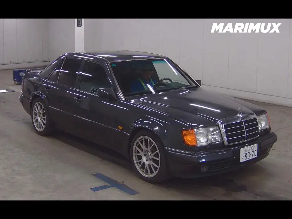 MERCEDES BENZ MEDIUM CLASS 4D 500E
