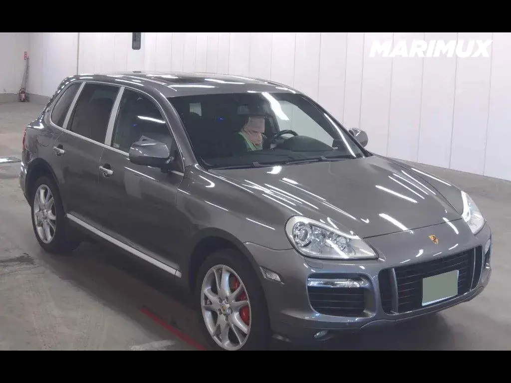 PORSCHE CAYENNE 4WD TURBO