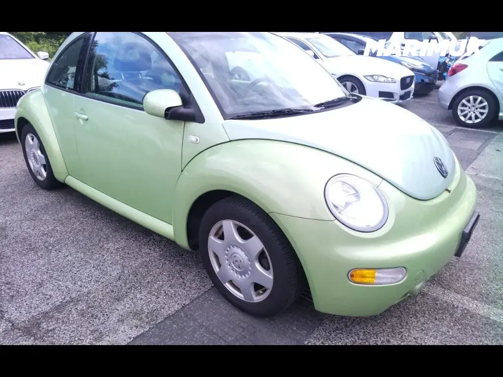 VOLKSWAGEN NEW BEETLE
